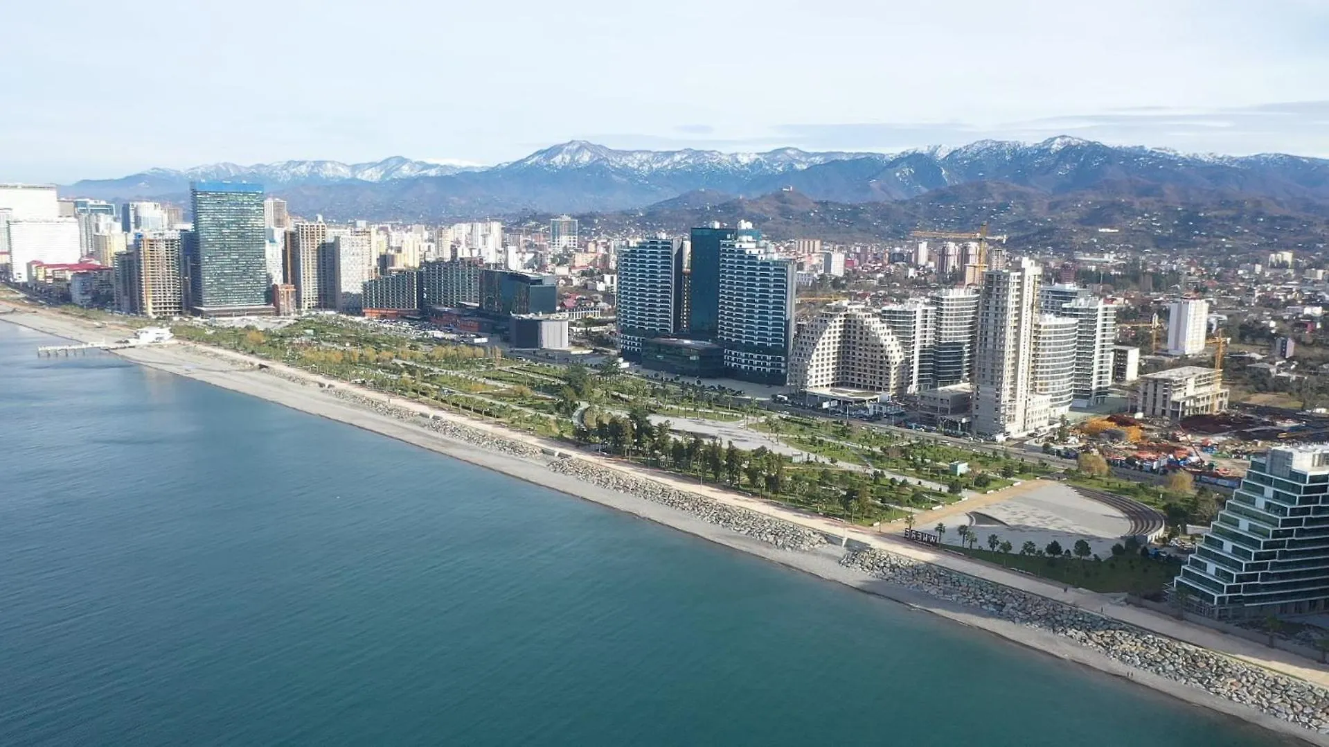 Batumi Studio-With Rooftop Pool-Sleeps2 0*,  Georgia